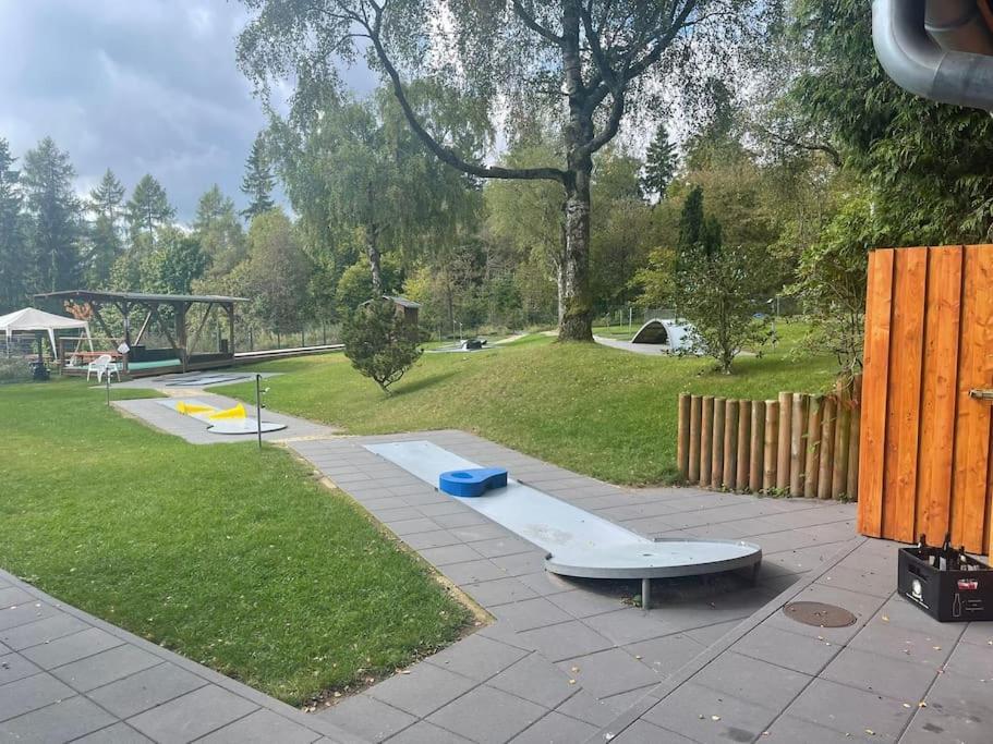 Gemuetliche Villa Am Waldrand In Taunusstein Zewnętrze zdjęcie