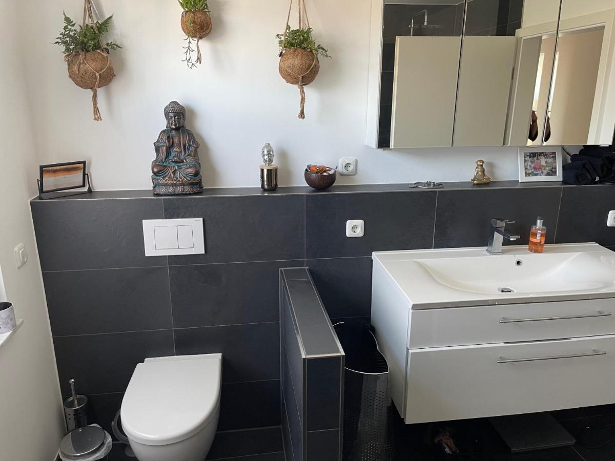 Gemuetliche Villa Am Waldrand In Taunusstein Zewnętrze zdjęcie